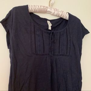 Neck tie lace detail blouse